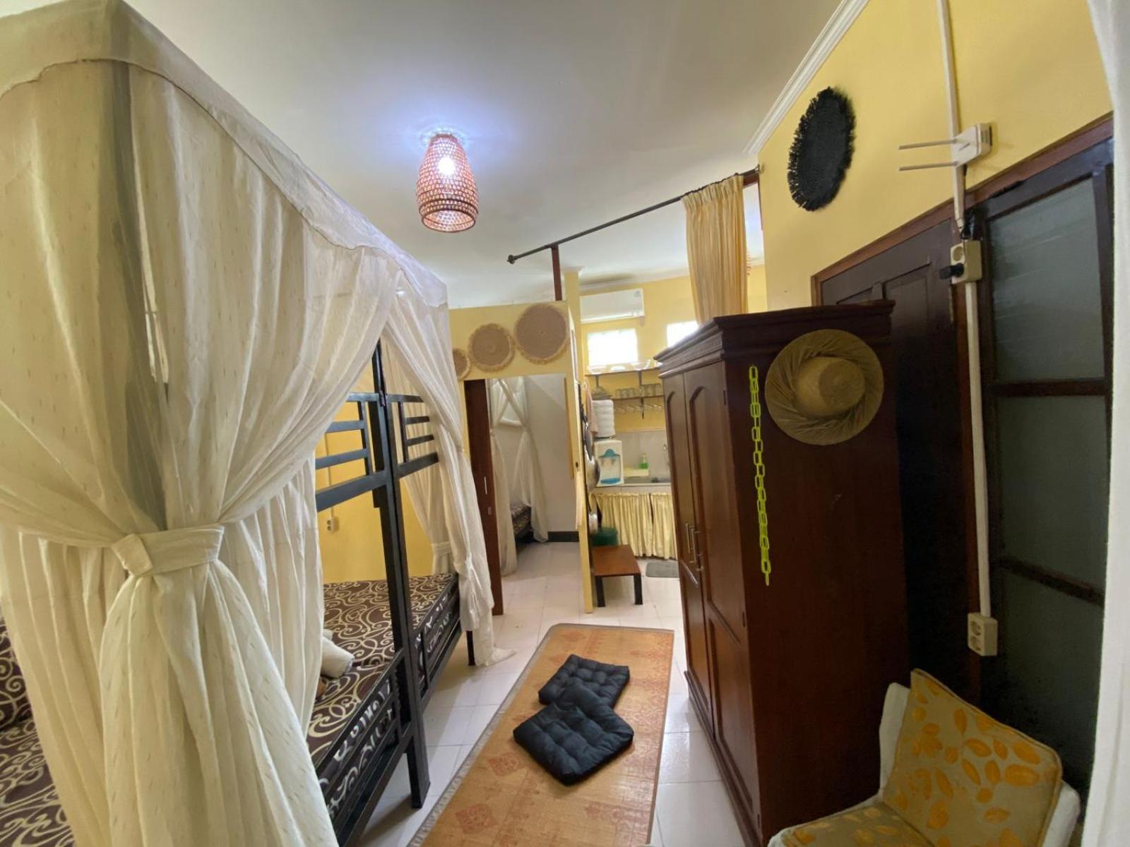 Coliving Bali Sweet Home Kost Lengkap Di Tabanan Kota Værelse billede